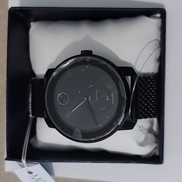 NWT!! Men's Movado Bold Watch - Picture 3 of 7